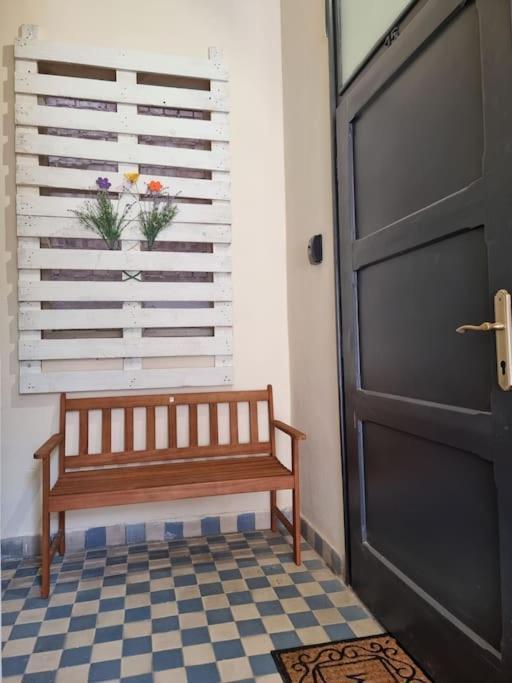 Vintage Apartman In City Center 미슈콜츠 외부 사진
