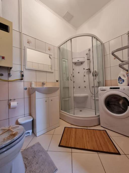 Vintage Apartman In City Center 미슈콜츠 외부 사진