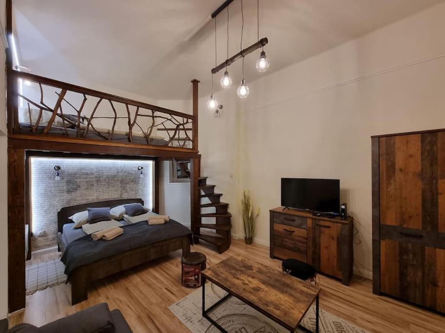 Vintage Apartman In City Center 미슈콜츠 외부 사진