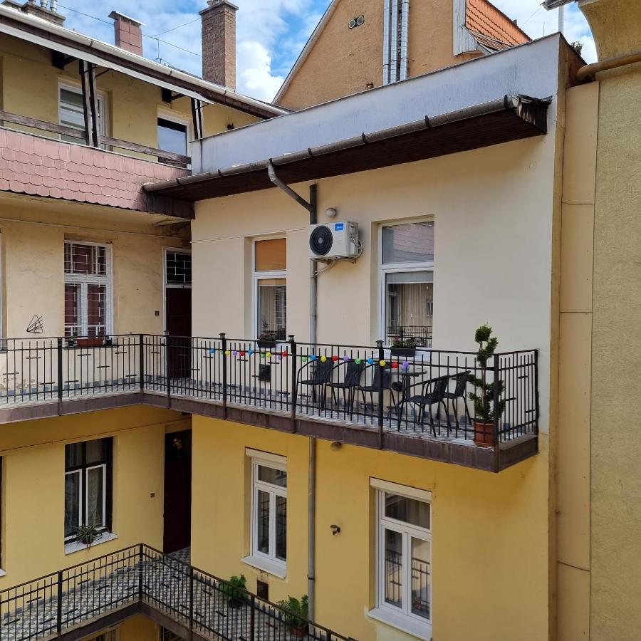 Vintage Apartman In City Center 미슈콜츠 외부 사진