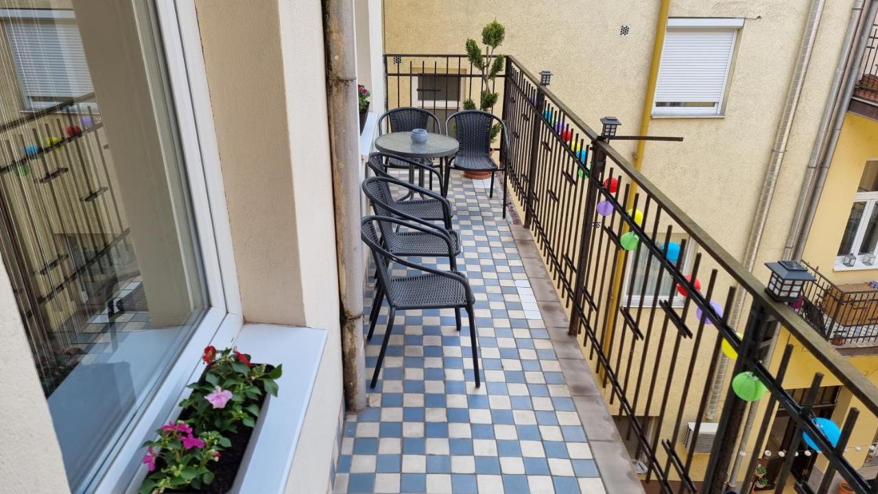 Vintage Apartman In City Center 미슈콜츠 외부 사진